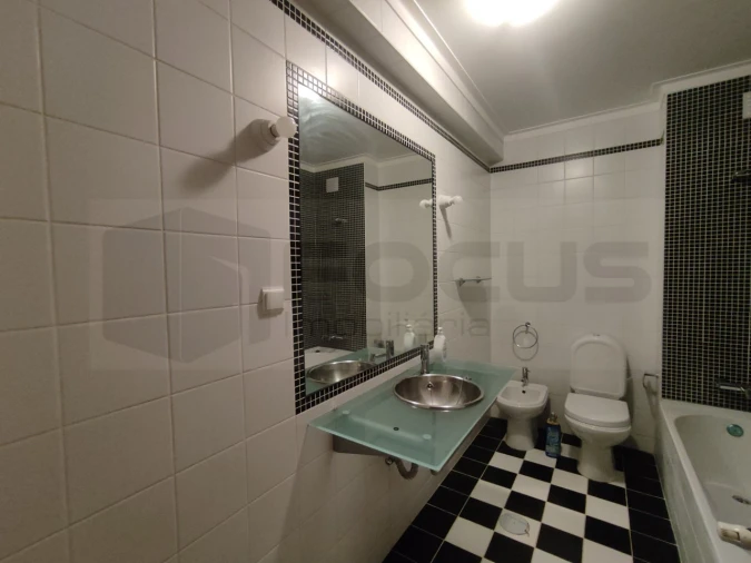 Apartamento T2 para Arrendamento em Esgueira Foto 11