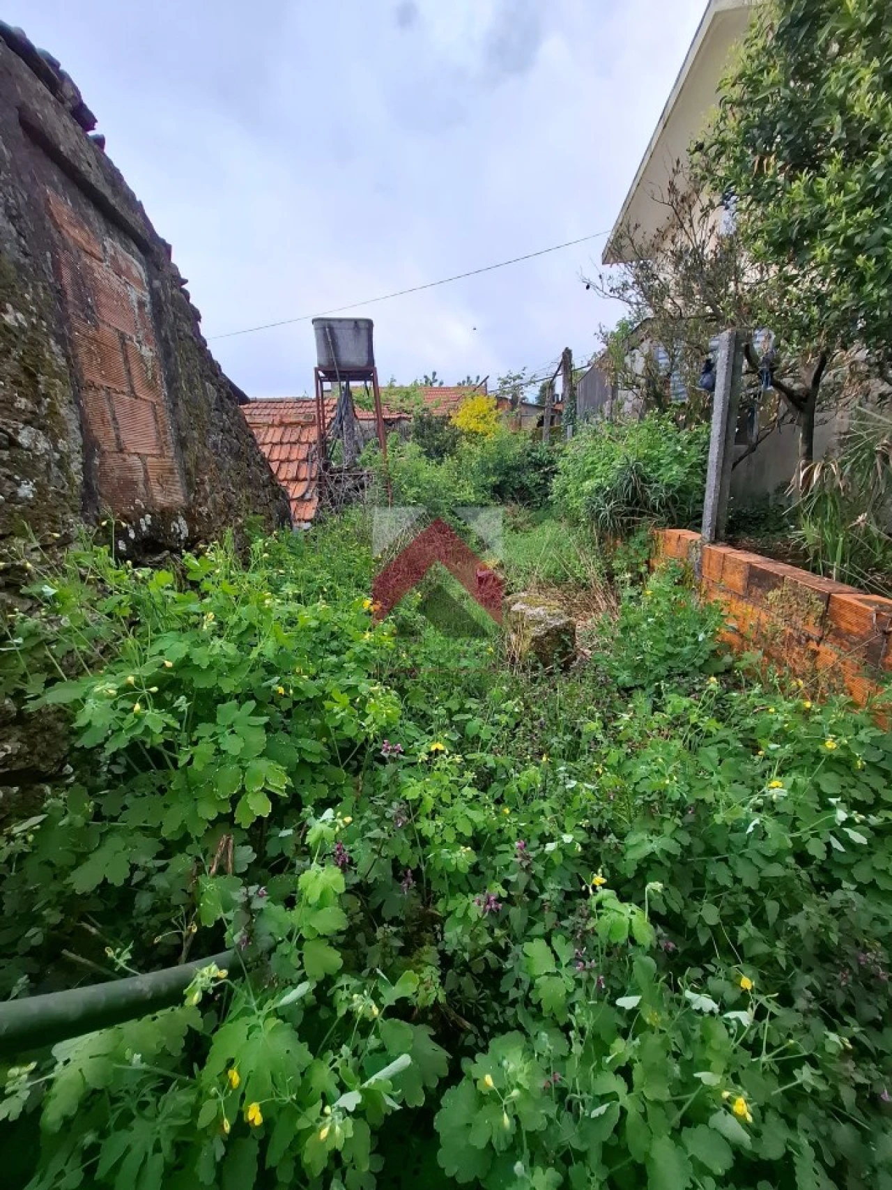 Quinta T2 para Venda em Junqueira Foto 30