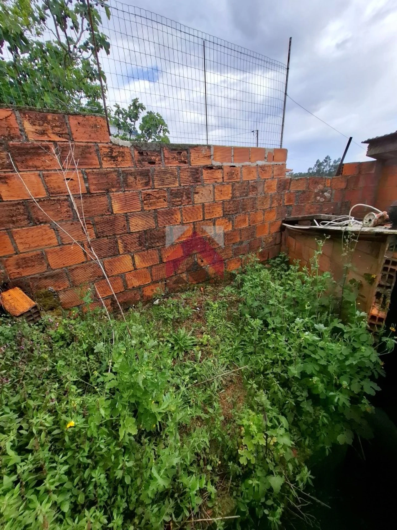 Quinta T2 para Venda em Junqueira Foto 32