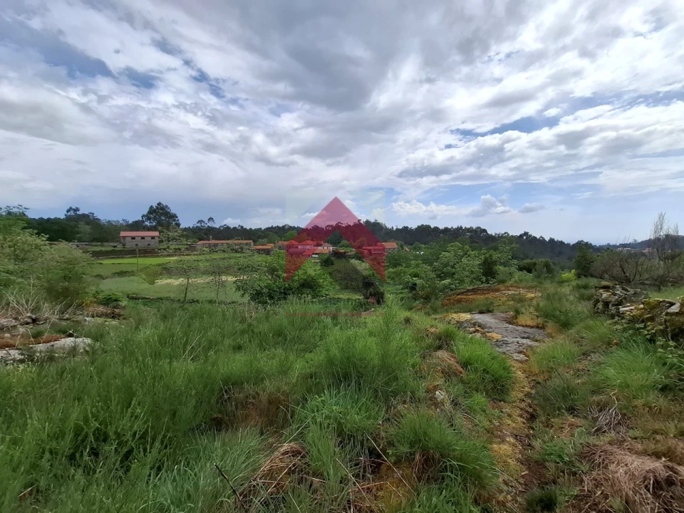Quinta T2 para Venda em Junqueira Foto 37