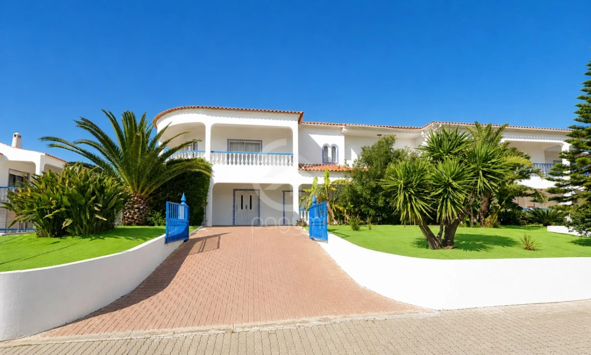 Apartamento T3 para Venda em Albufeira e Olhos de Água Foto 1