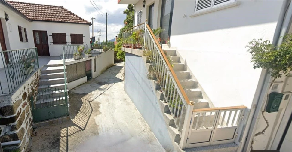 Moradia T4 para Venda em Paderne Foto 4