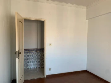 Apartamento T2 para Venda em Agualva e Mira-Sintra