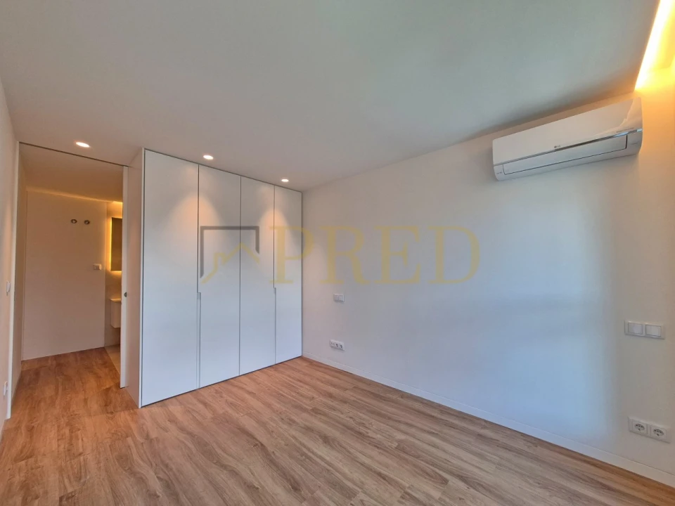 Apartamento T1 para Arrendamento em Mafamude e Vilar do Paraíso Foto 11