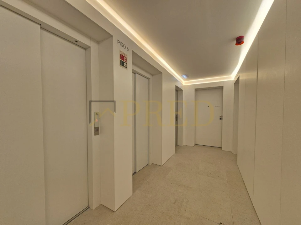 Apartamento T1 para Arrendamento em Mafamude e Vilar do Paraíso Foto 18