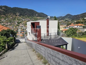 Moradia T3 para Venda em Machico