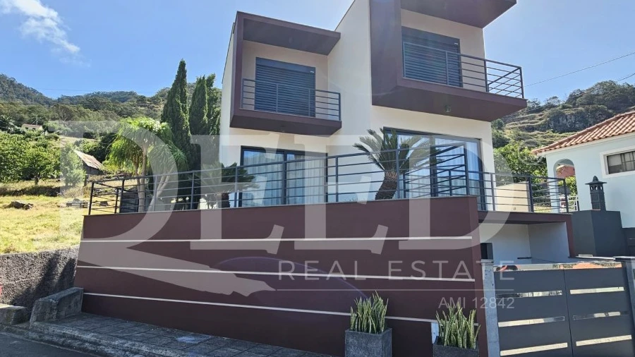 Moradia T3 para Venda em Machico