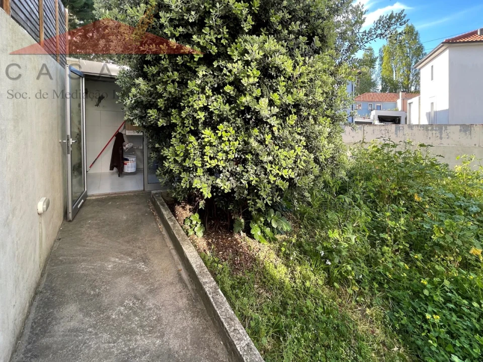 Moradia T2 para Arrendamento em Aldoar, Foz do Douro e Nevogilde Foto 24
