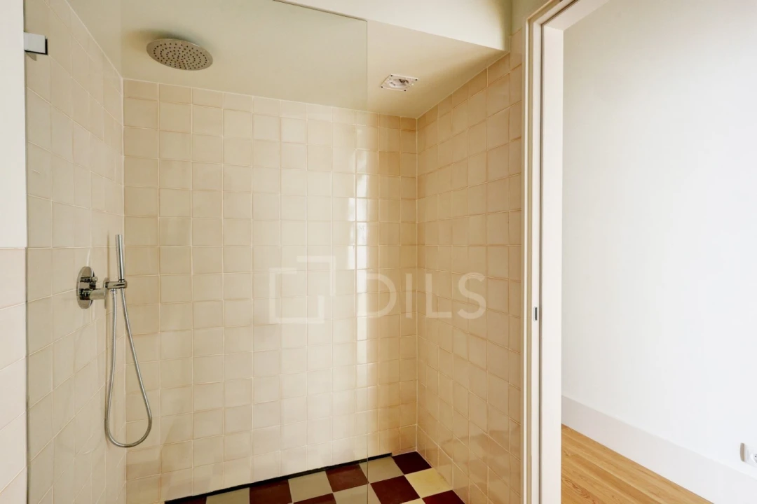 Apartamento T1 para Venda em Estrela Foto 10
