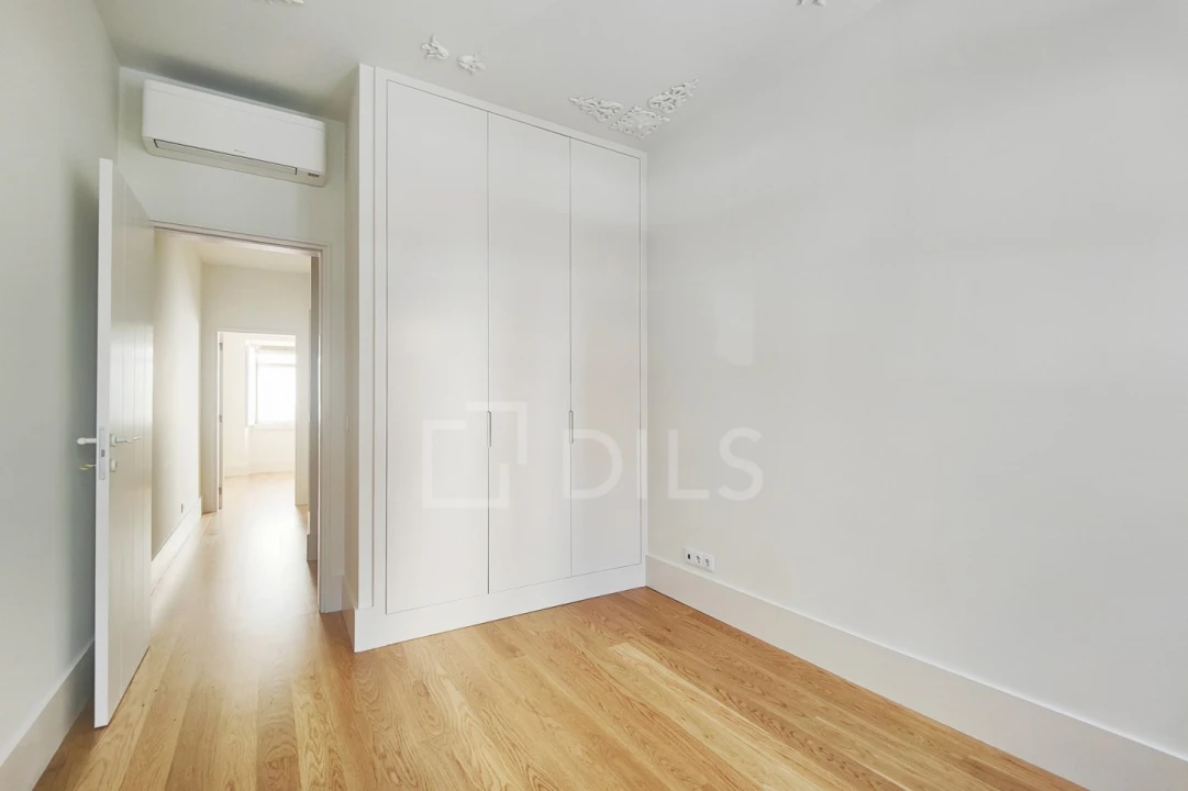 Apartamento T1 para Venda em Estrela Foto 7