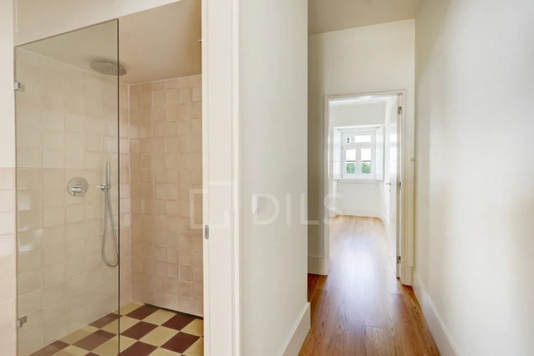 Apartamento T1 para Venda em Estrela Foto 9