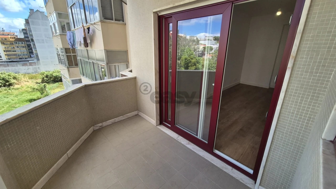 Apartamento T3 para Venda em São Domingos de Benfica Foto 24