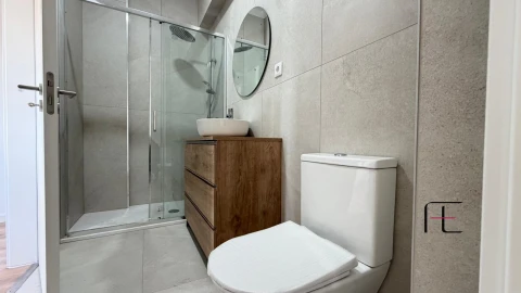 Apartamento T3 para Venda em Santa Maria e São Miguel, São Martinho, São Pedro Penaferrim