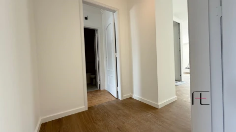 Apartamento T3 para Venda em Santa Maria e São Miguel, São Martinho, São Pedro Penaferrim