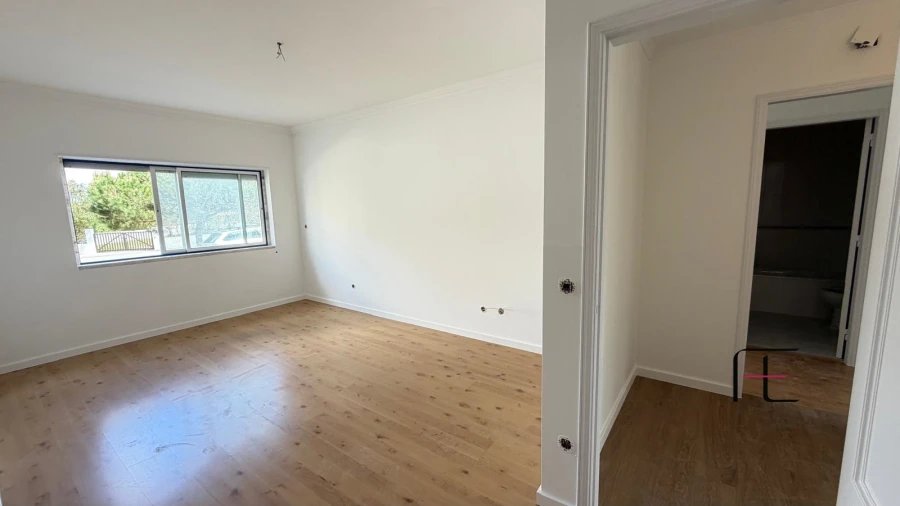 Apartamento T3 para Venda em Santa Maria e São Miguel, São Martinho, São Pedro Penaferrim Foto 4