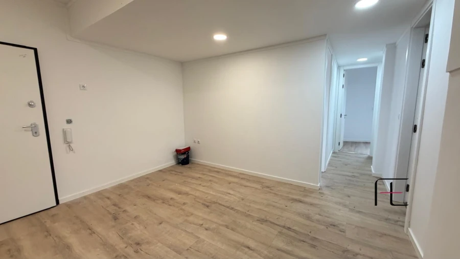 Apartamento T3 para Venda em Santa Maria e São Miguel, São Martinho, São Pedro Penaferrim Foto 7