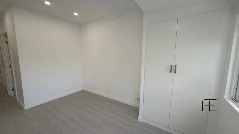 Apartamento T2 para Venda em Águas Livres