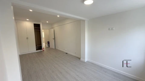 Apartamento T2 para Venda em Águas Livres