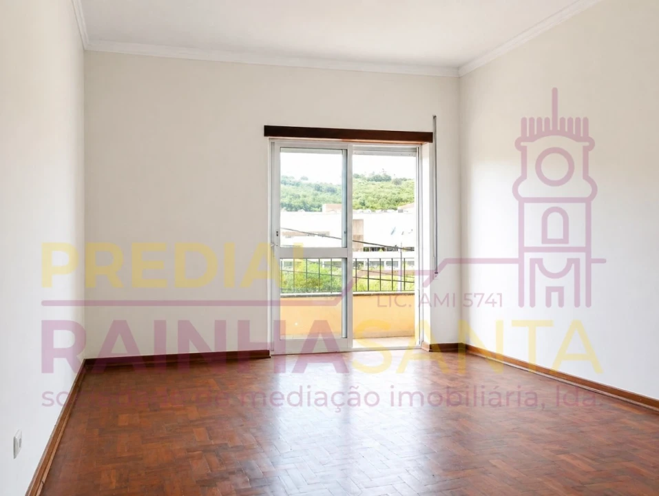 Apartamento T2 para Venda em Sé Nova, Santa Cruz, Almedina e São Bartolomeu Foto 11