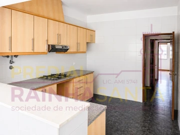 Apartamento T2 para Venda em Sé Nova, Santa Cruz, Almedina e São Bartolomeu