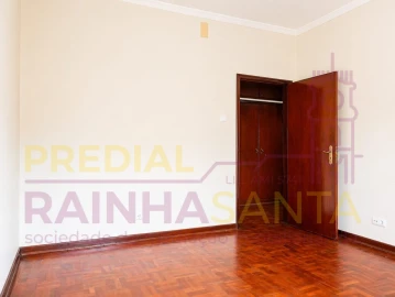 Apartamento T2 para Venda em Sé Nova, Santa Cruz, Almedina e São Bartolomeu