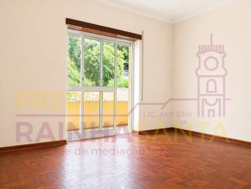 Apartamento T2 para Venda em Sé Nova, Santa Cruz, Almedina e São Bartolomeu