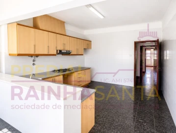 Apartamento T2 para Venda em Sé Nova, Santa Cruz, Almedina e São Bartolomeu