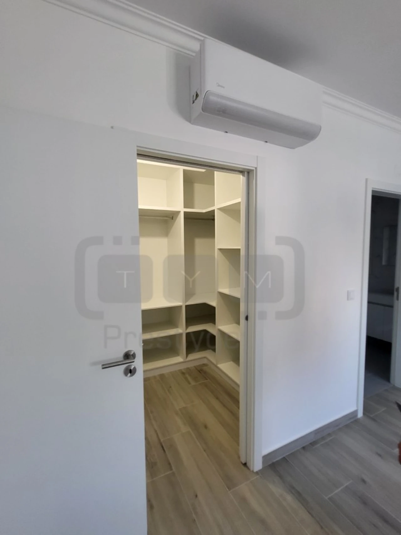Moradia T4 para Venda em São Pedro de Tomar Foto 14