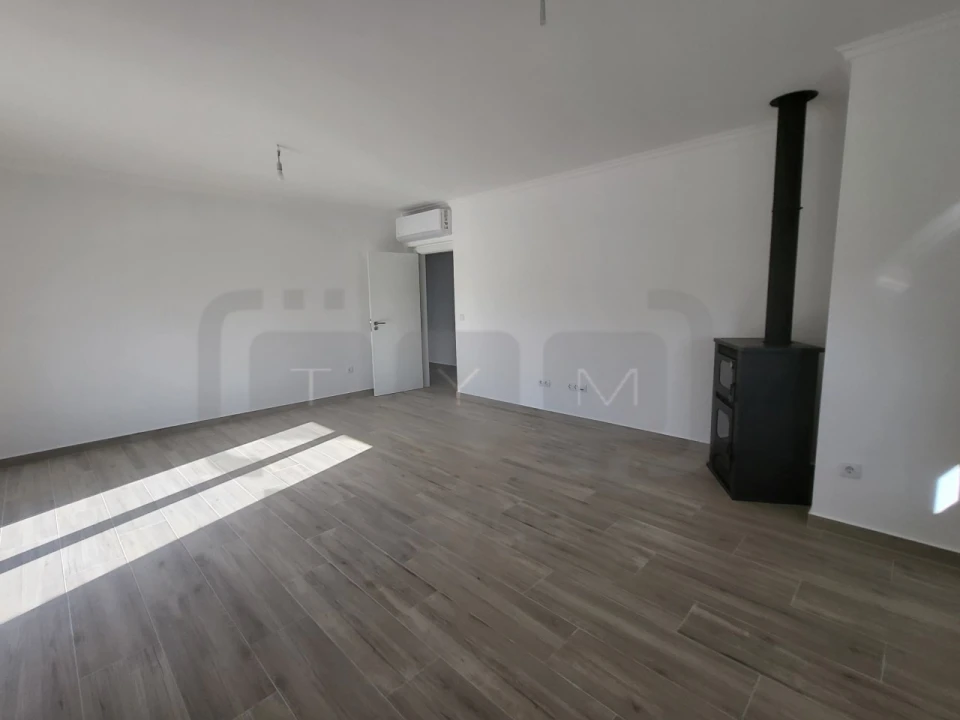 Moradia T4 para Venda em São Pedro de Tomar Foto 25