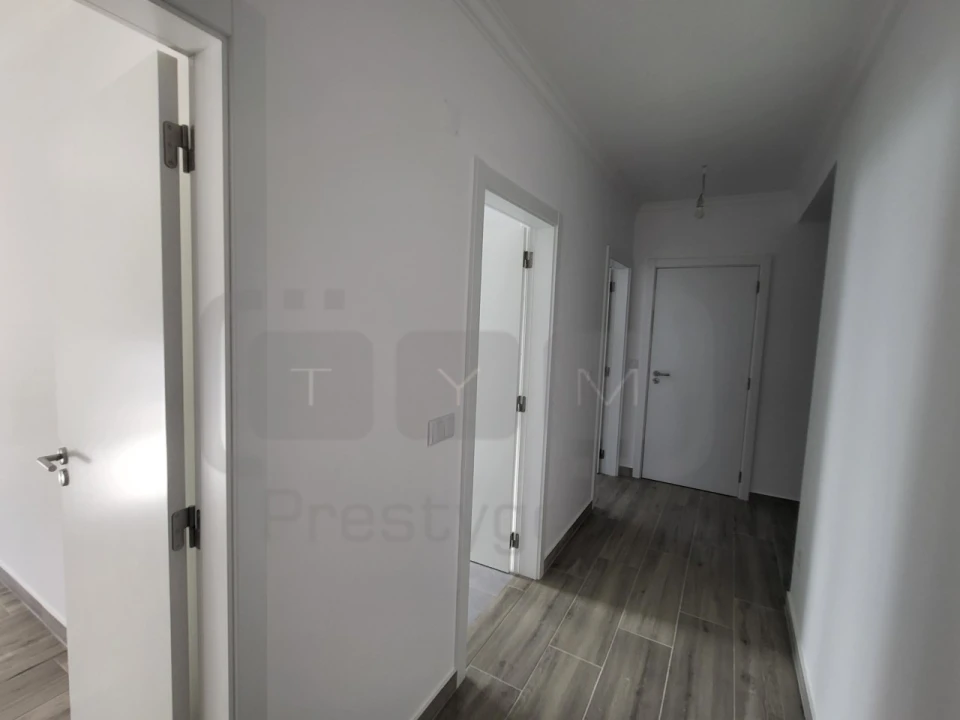 Moradia T4 para Venda em São Pedro de Tomar Foto 27