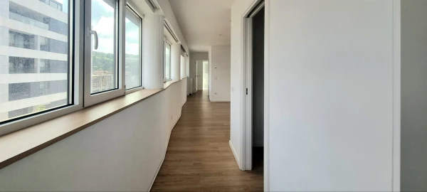 Apartamento T2 para Arrendamento em Santo Antonio dos Olivais