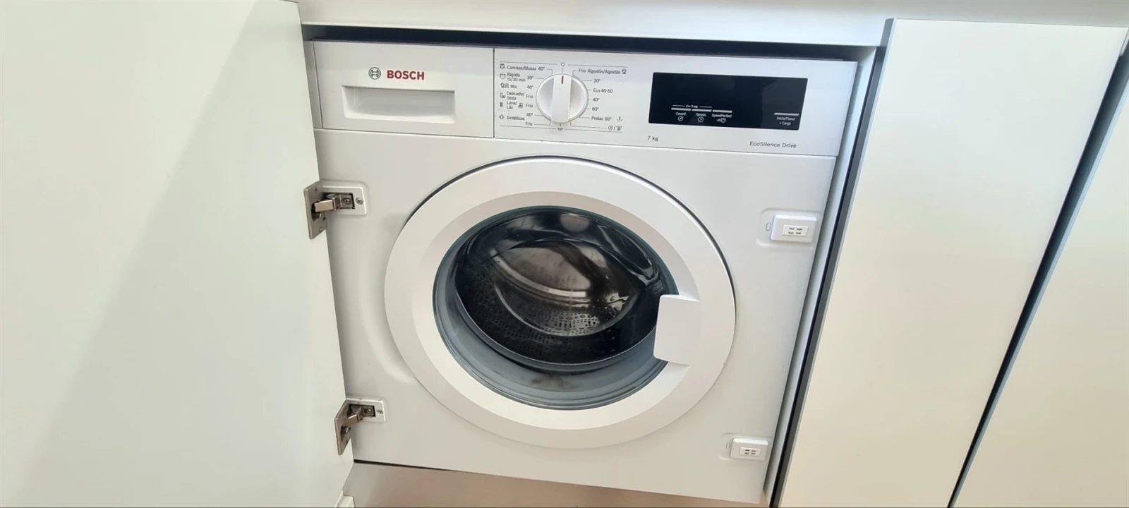 Apartamento T2 para Arrendamento em Santo Antonio dos Olivais Foto 9