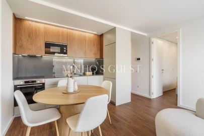 Apartamento T2 para Arrendamento férias em Braga (Maximinos, Sé e Cividade)