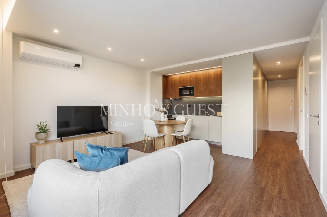 Apartamento T2 para Arrendamento férias em Braga (Maximinos, Sé e Cividade) Foto 8