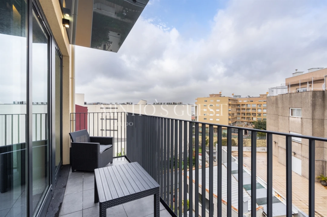 Apartamento T2 para Arrendamento férias em Braga (Maximinos, Sé e Cividade) Foto 22