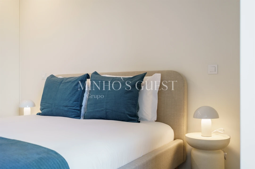 Apartamento T2 para Arrendamento férias em Braga (Maximinos, Sé e Cividade) Foto 14