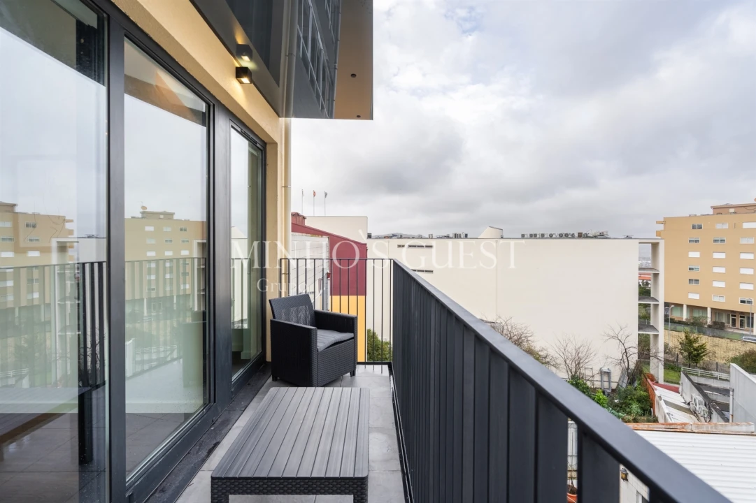 Apartamento T2 para Arrendamento férias em Braga (Maximinos, Sé e Cividade) Foto 21