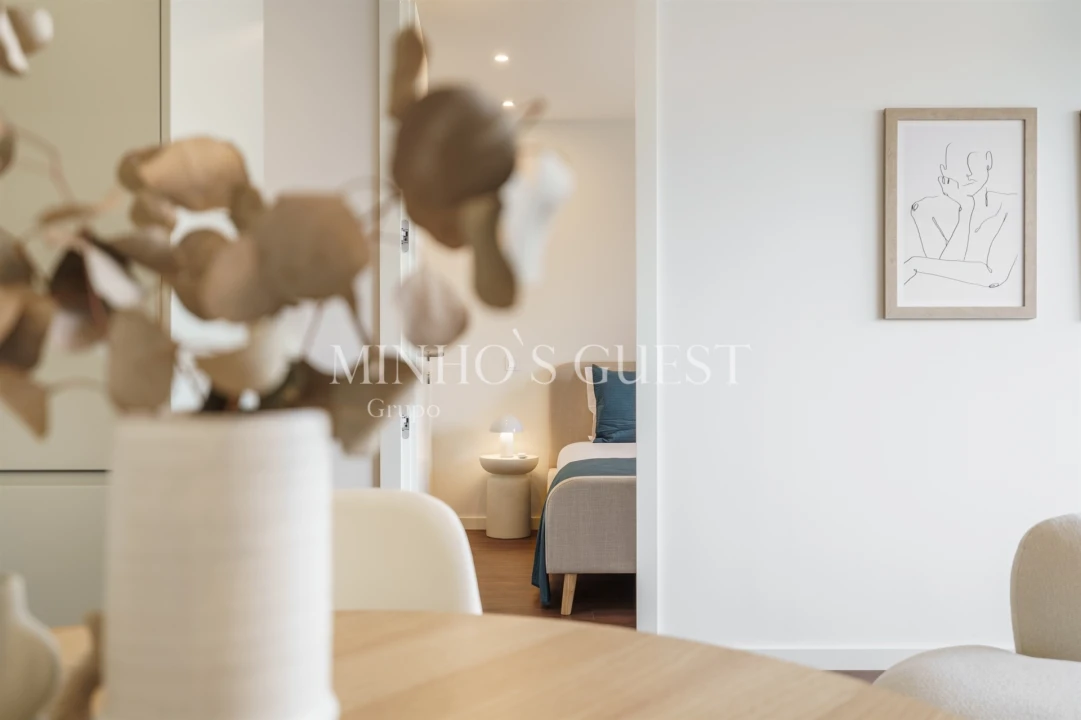 Apartamento T2 para Arrendamento férias em Braga (Maximinos, Sé e Cividade) Foto 3