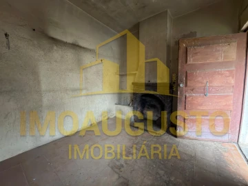 Moradia T4 para Venda em Alvendre