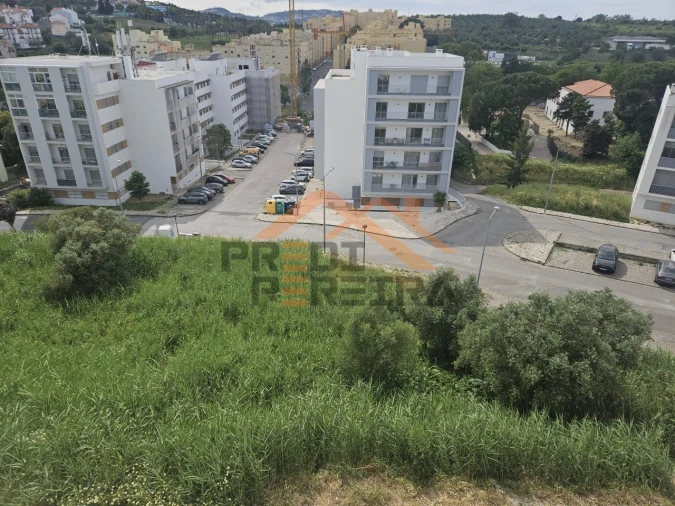 Apartamento T1 para Venda em Camarate, Unhos e Apelação Foto 22