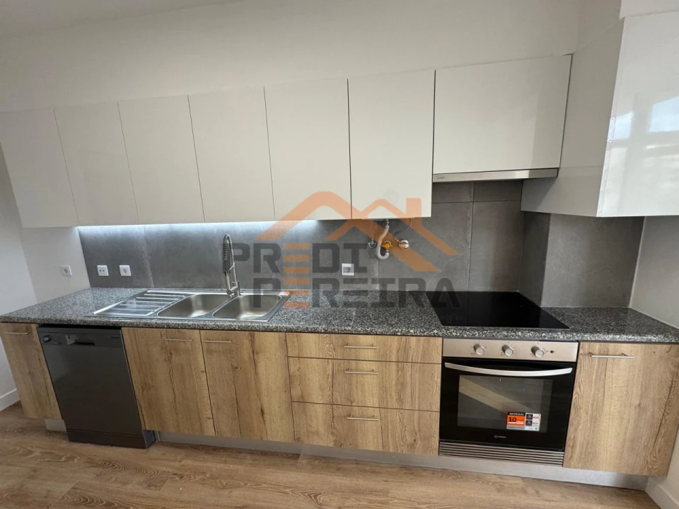 Apartamento T3 para Venda em São Domingos de Benfica Foto 7
