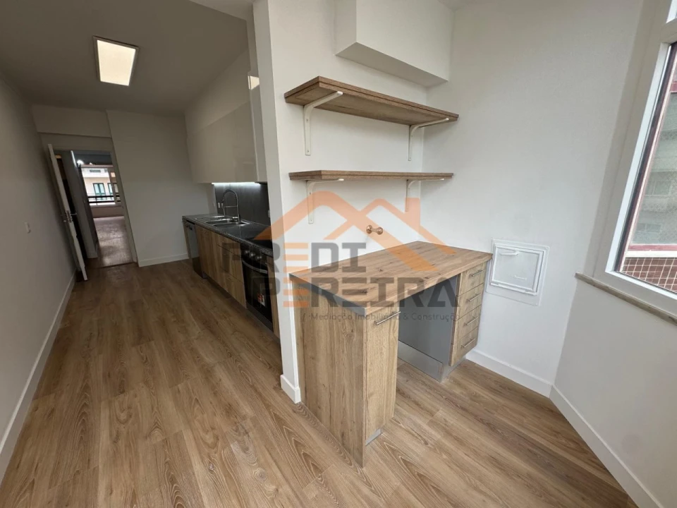 Apartamento T3 para Venda em São Domingos de Benfica Foto 10