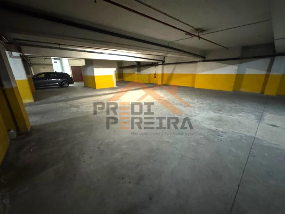 Apartamento T3 para Venda em São Domingos de Benfica Foto 34