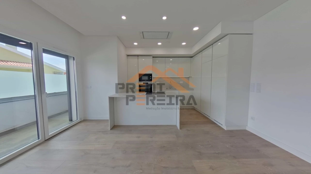 Apartamento T3 para Venda em Ramada e Caneças Foto 4