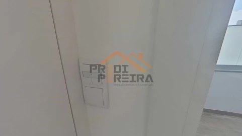 Apartamento T3 para Venda em Ramada e Caneças