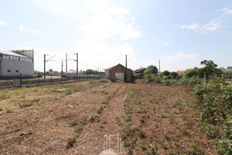 Armazém para Venda em Avanca Foto 31