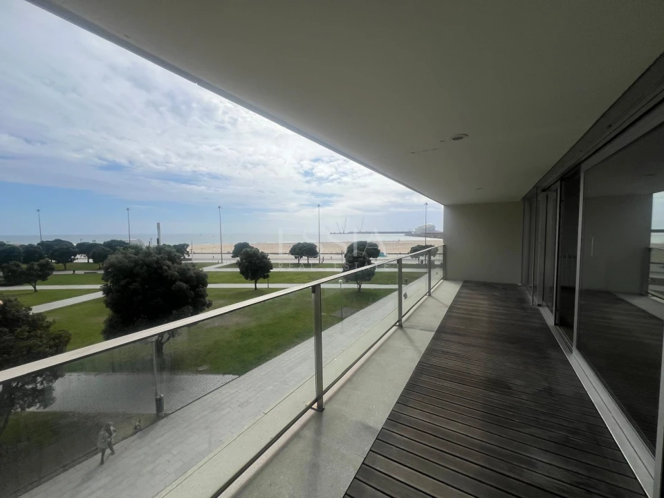 Apartamento T4 para Arrendamento em Matosinhos e Leça da Palmeira Foto 3