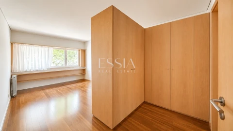 Apartamento T4 para Arrendamento em Matosinhos e Leça da Palmeira