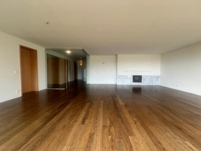 Apartamento T4 para Arrendamento em Matosinhos e Leça da Palmeira Foto 9