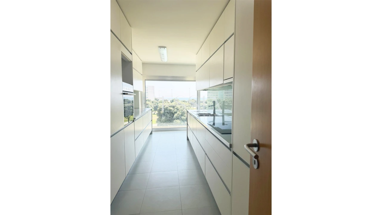Apartamento T4 para Arrendamento em Matosinhos e Leça da Palmeira Foto 11